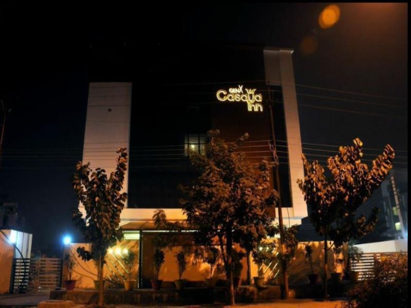 Hotel Casaya Inn Chinhat 外观 照片