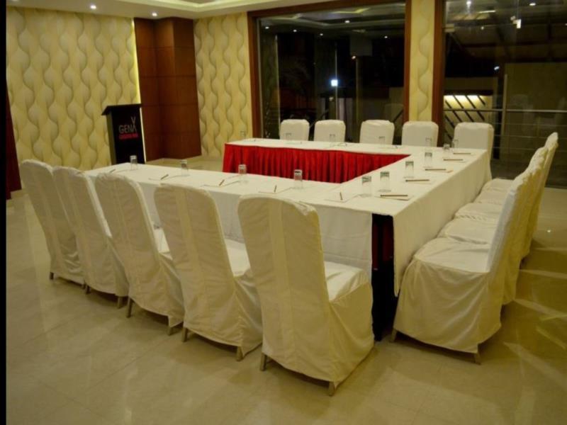 Hotel Casaya Inn Chinhat 外观 照片